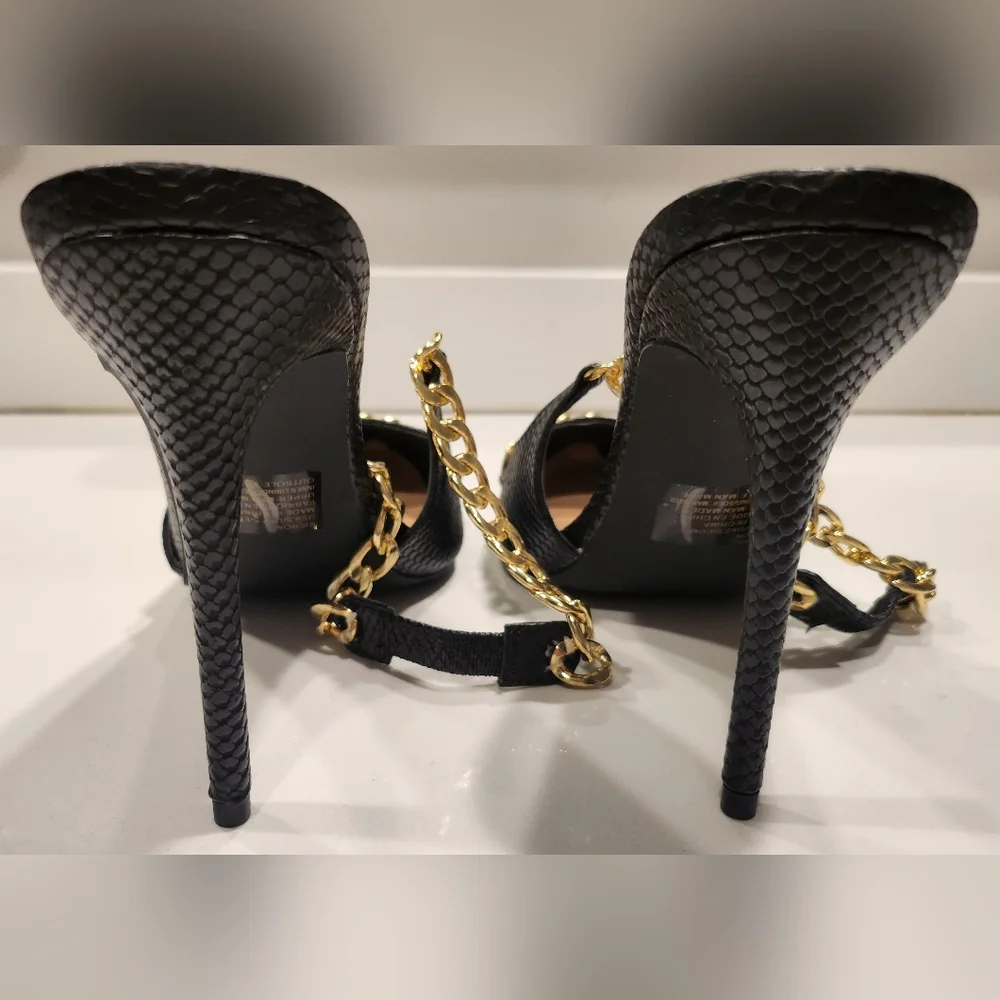 Heels - Picture 11 of 12